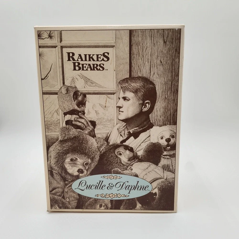 Robert Raikes Lucille Daphne Bears Wood Face 1991 Display Set Tags Box Included‎